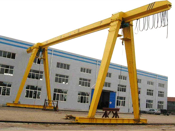 行吊和龍門吊是同一種設(shè)備嗎？